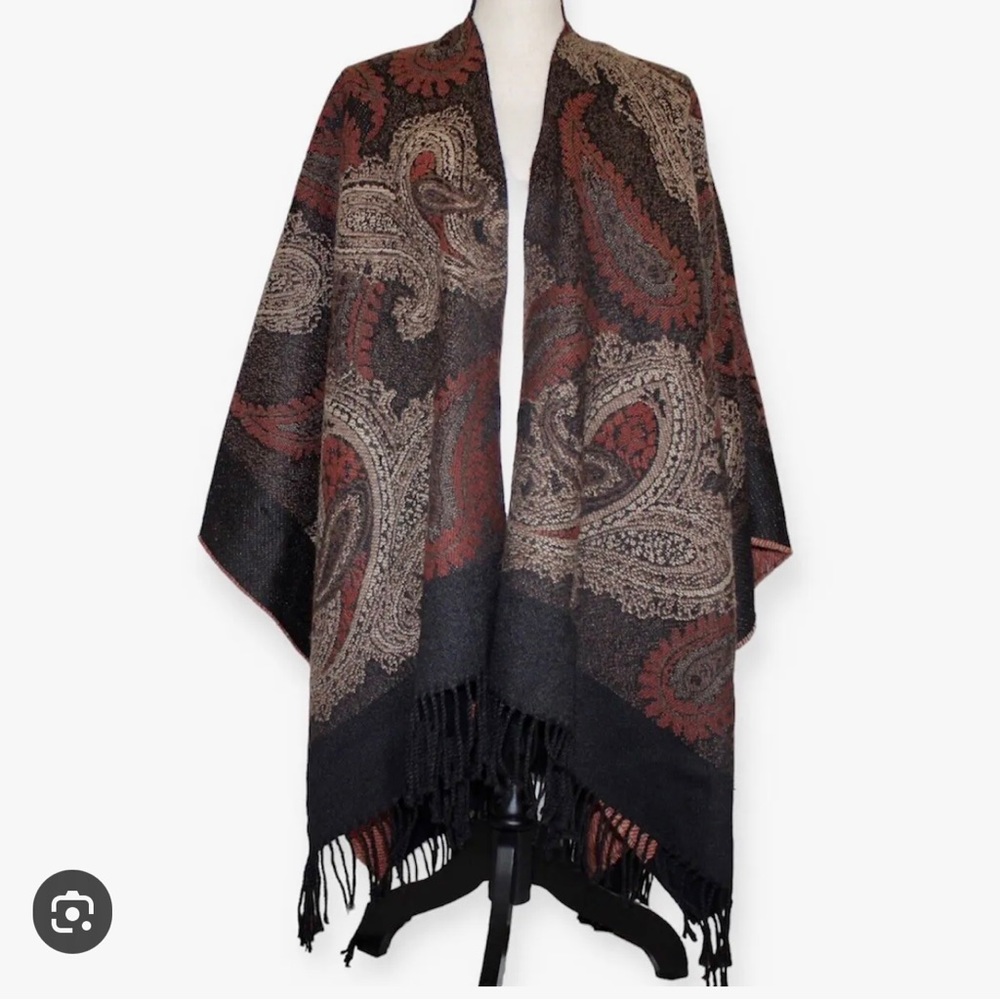 NWT Womens Chicos Ruana paisley print fringed edge wrap/shawl/neutral/brown